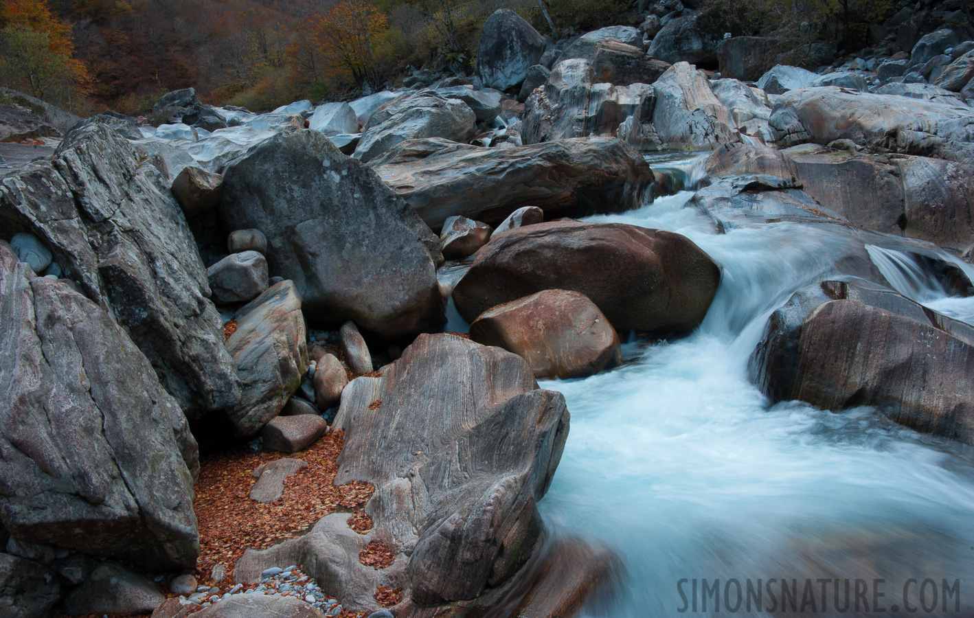 Tessin [42 mm, 1/6 Sek. bei f / 22, ISO 100]